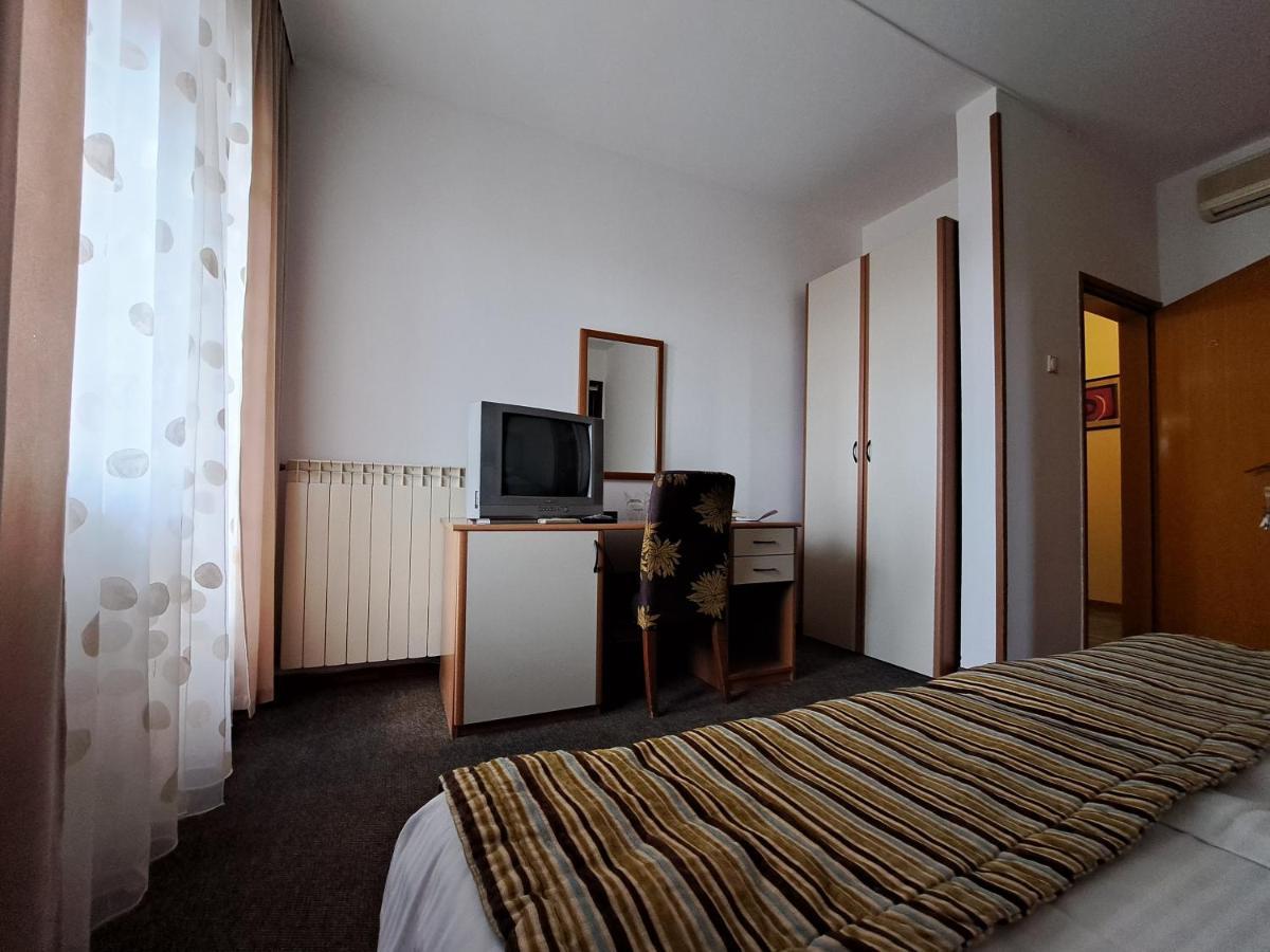 Marica Hotel 3*
